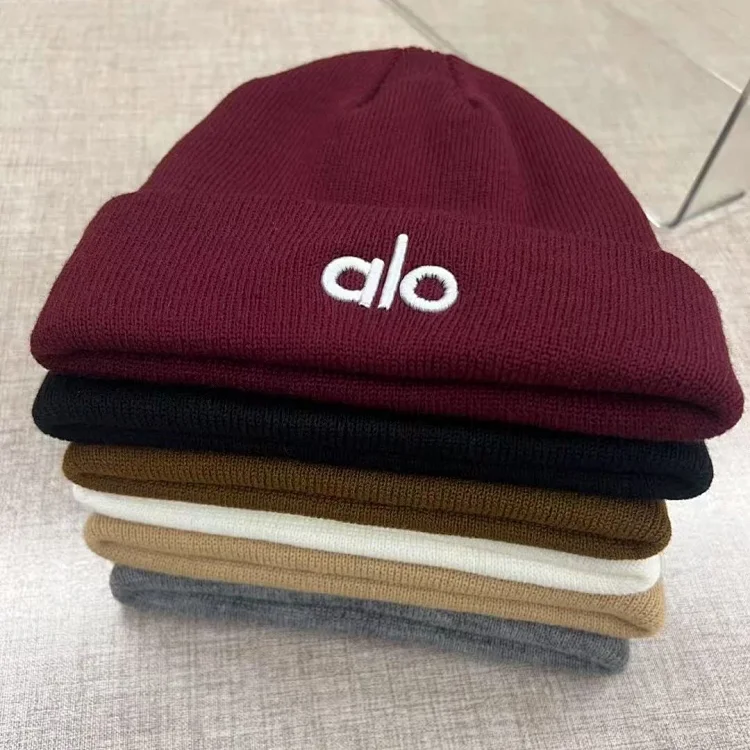 Alo beanie  (8 styles)