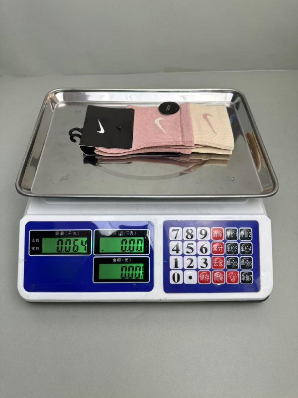 Nike Swoosh Crew Socks [40 styles]