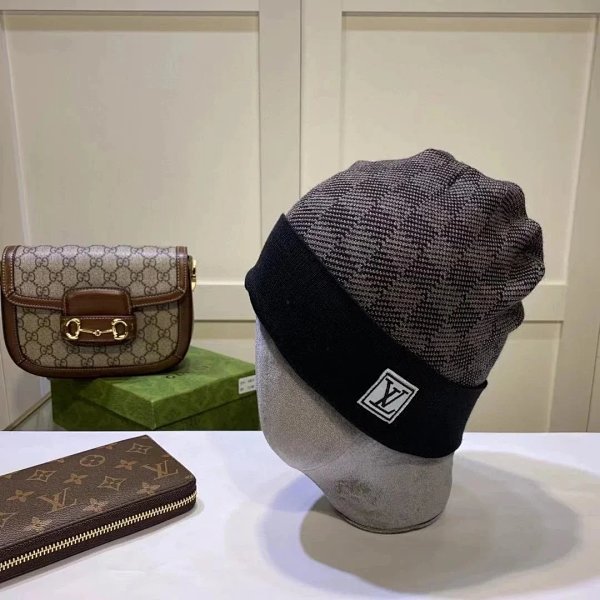 Louis Vuitton Monogram Beanie [40 styles]
