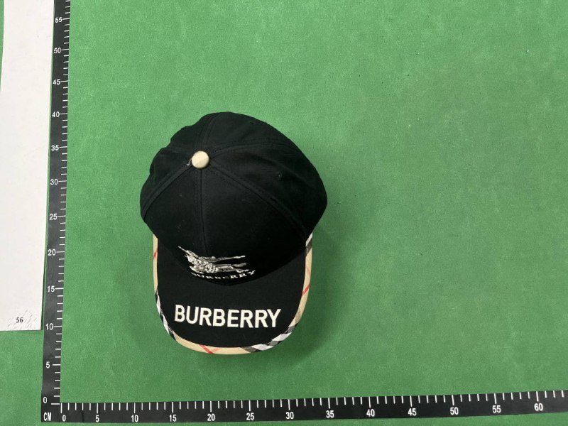 Burberry Vintage Check Cap [31 styles]
