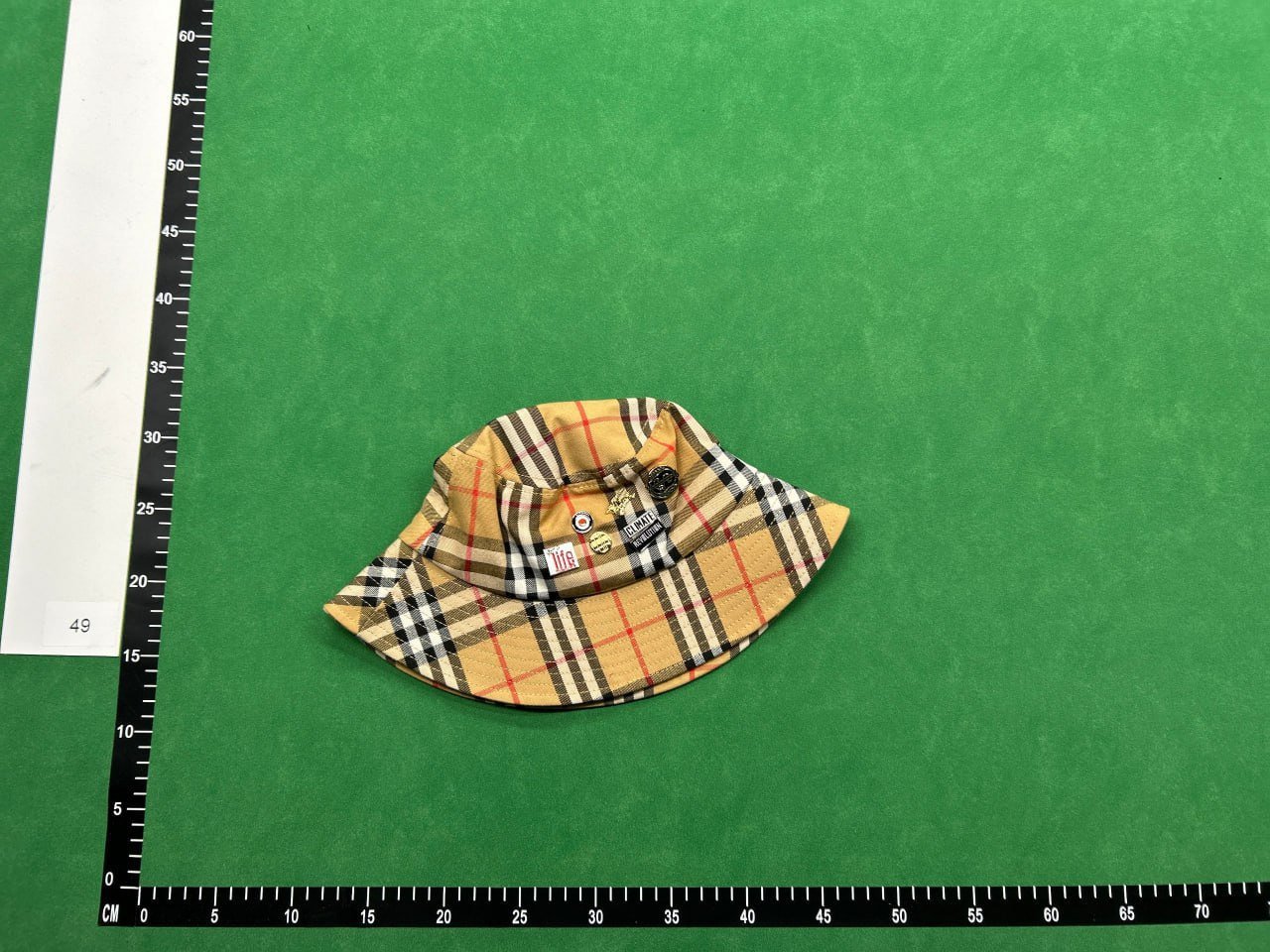 Burberry Vintage Check Cap [31 styles]