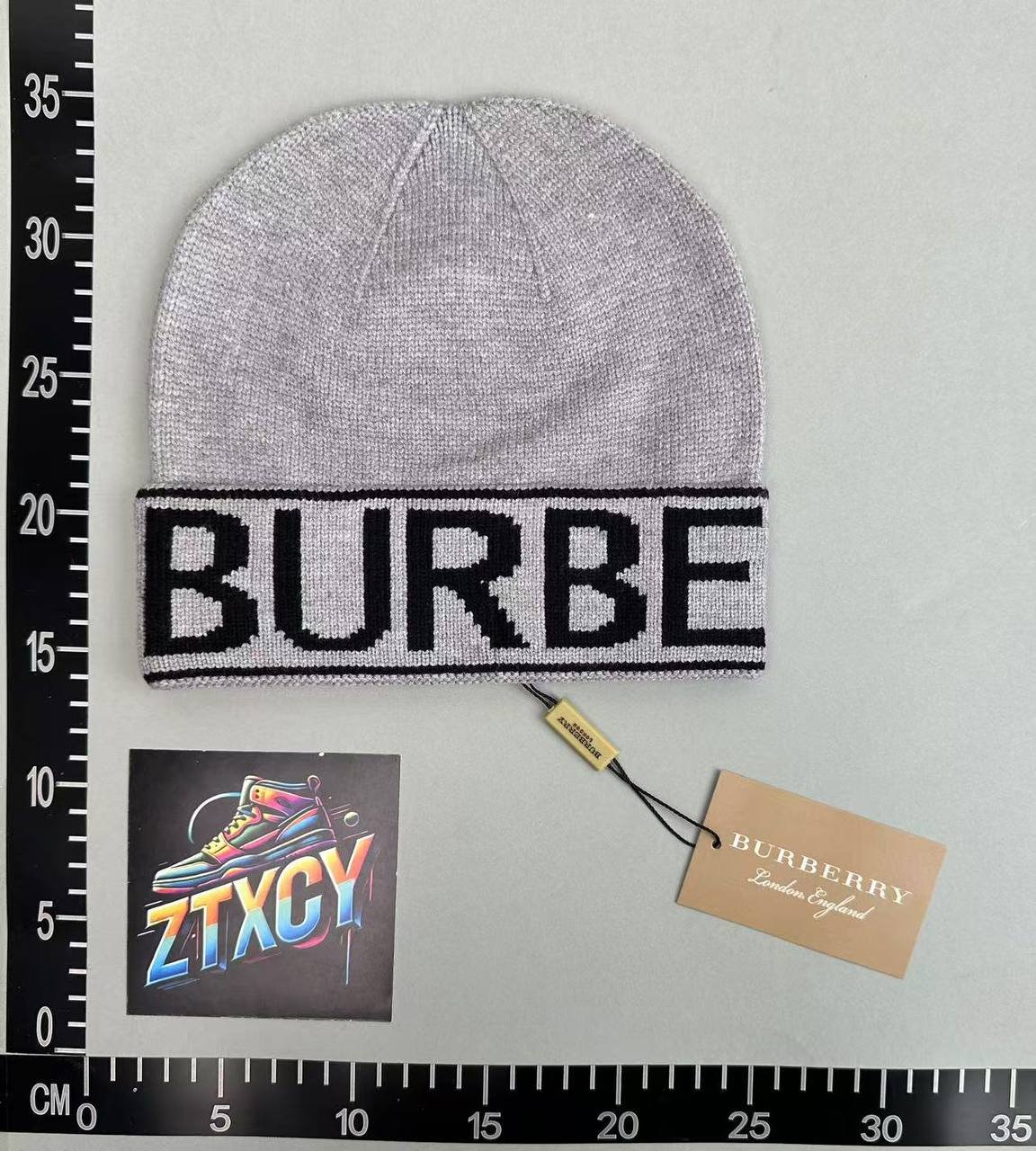 Burberry Logo Knit Beanie [5 styles]