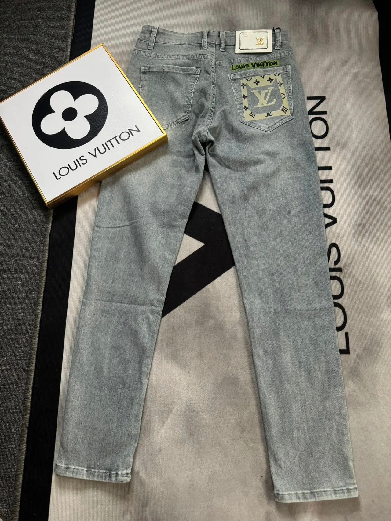 LV Black Straight-Leg Pants [18 styles]