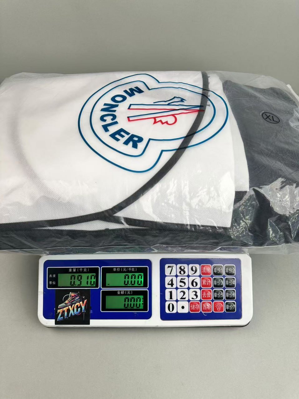 MONCLER PUFFER Jacket [2 styles]