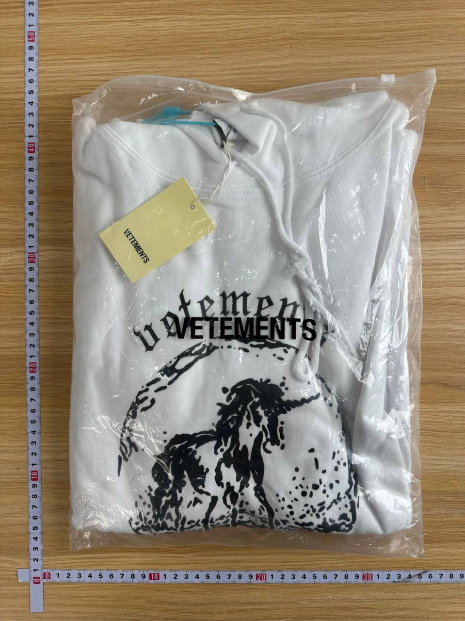 Vetements Hoodies [36 styles]