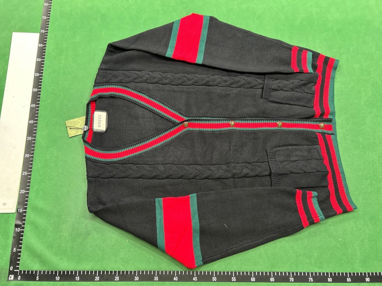 Gucci GG Supreme Down Jacket & Knitted Sweater [35 styles]