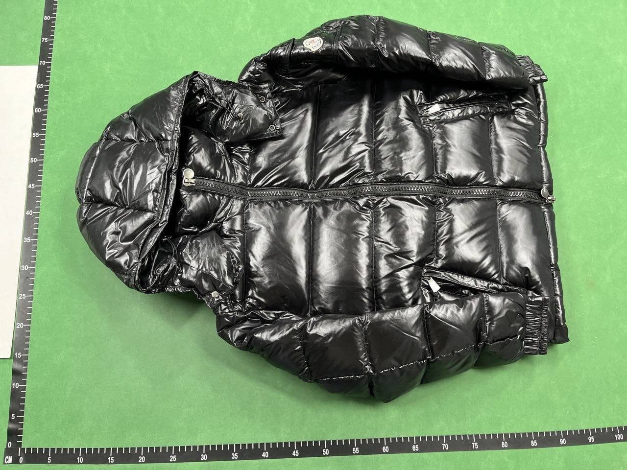 Moncler MAYA Puffer Jackets [21 styles]