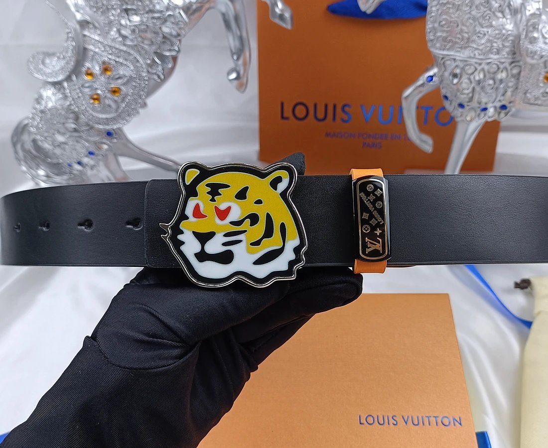 Louis Vuitton LV Initiales Belt [29 styles]