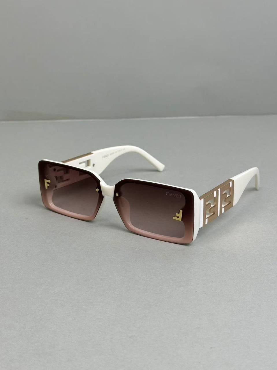 FENDI B22 Sunglasses [19 styles]