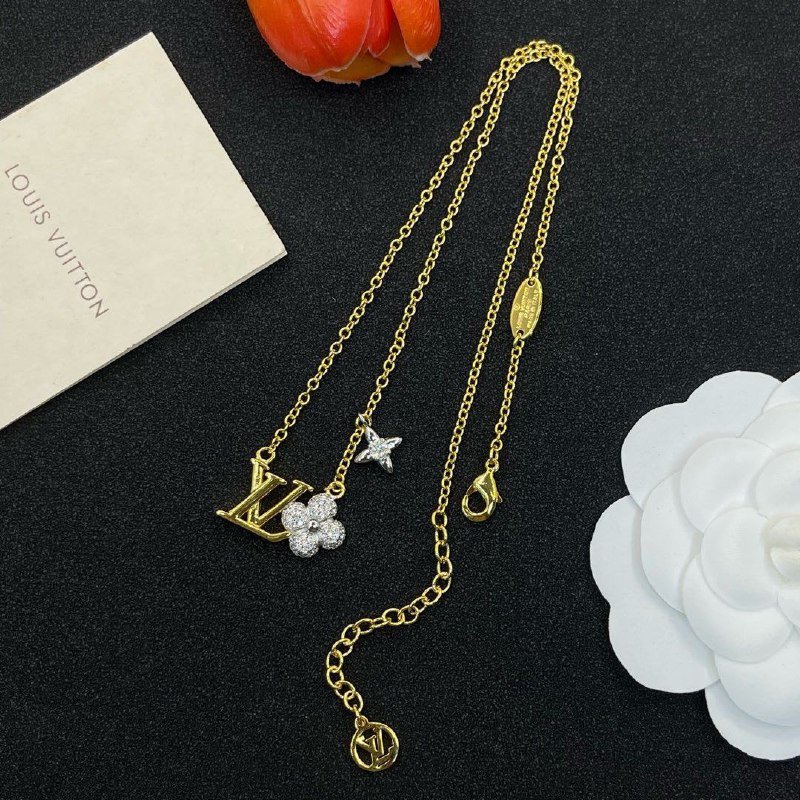 Louis Vuitton LV Flower Charm Necklace