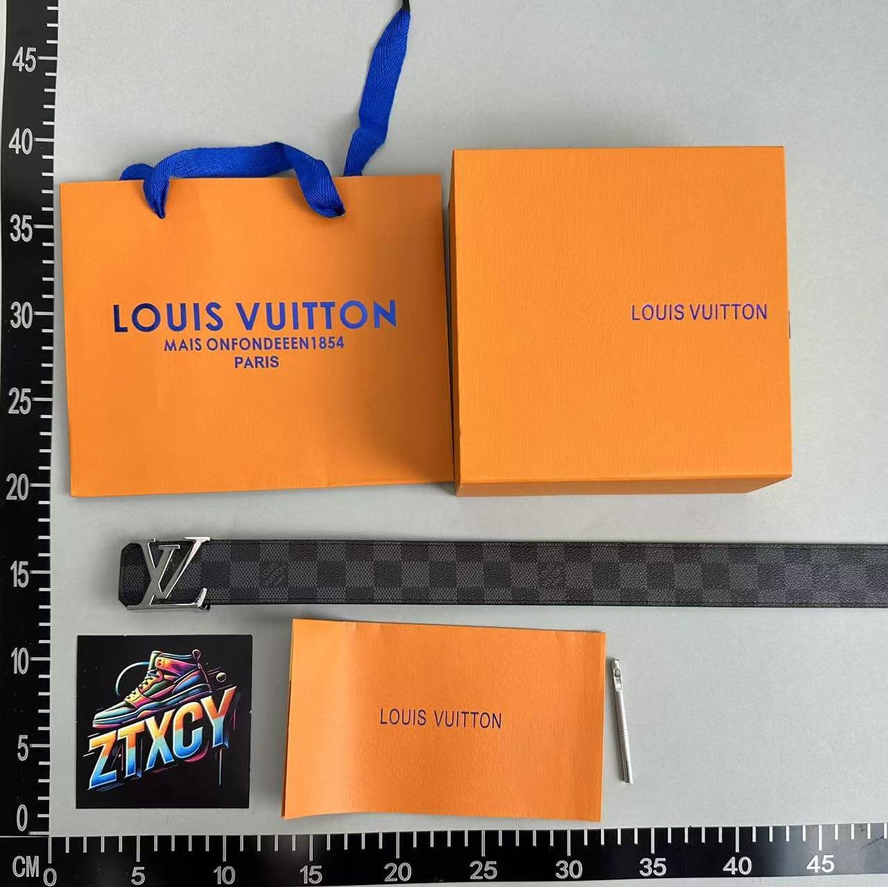Louis Vuitton LV Belt [12 styles]