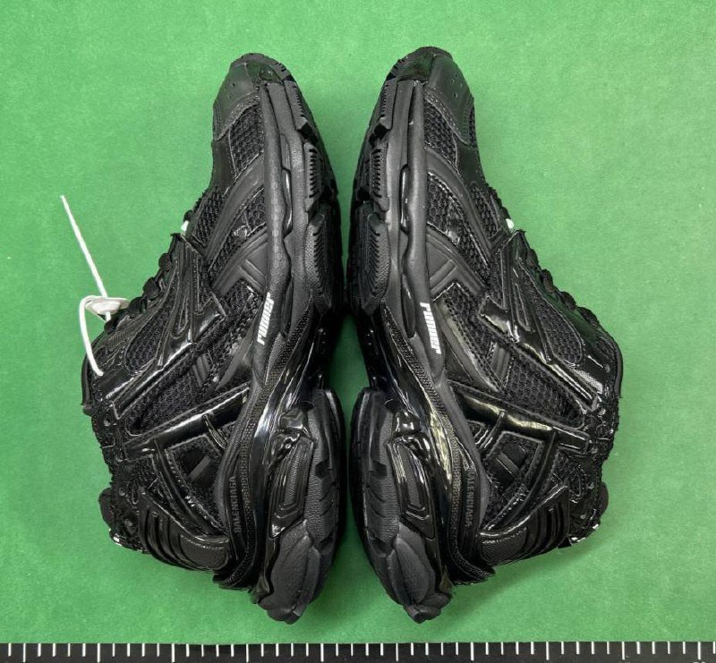 BAL-Runner HX11 Sneakers [40 styles]