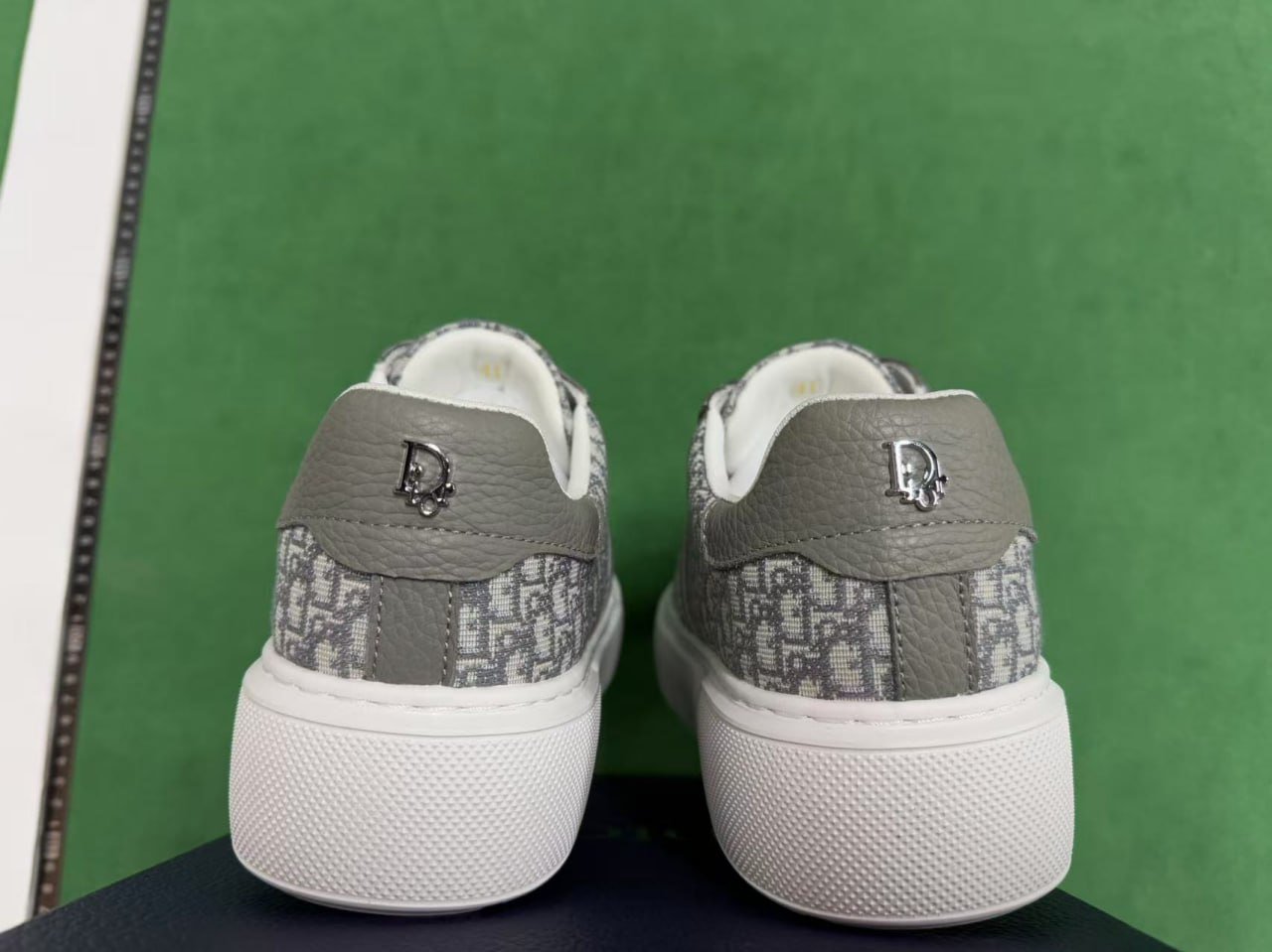 Dior Oblique Sneakers [23 styles]